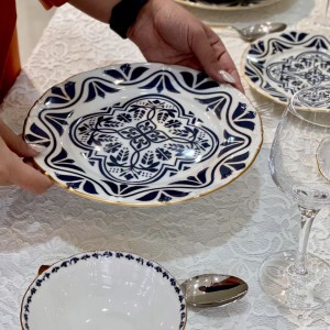 سرویس غذا خوری 6 نفره 29 پارچه آجار