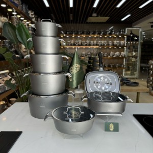 سرویس قابلمه ۱۶ پارچه sg