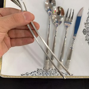 سرویس قاشق چنگال یونیک اصل آلمان 24 نفره 120 پارچه مدل آناناسی دو‌رنگ