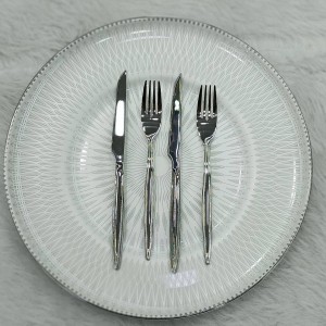 سرویس قاشق چنگال یونیک  24 نفره 120 پارچه مدل سوزنی