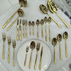 سرویس قاشق چنگال یونیک 24 نفره 120 پارچه مدل ناخنی طلایی