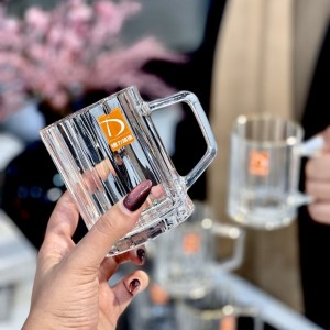 لیوان دسته دار deli