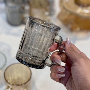 ماگ و فنجان دسته مرواریدی Arabella