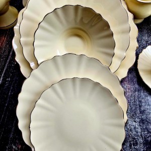 چینی ۱۸ نفره بن چاینا الیزابت