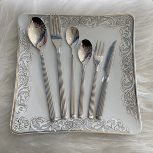 سرویس قاشق چنگال یونیک اصل آلمان 24 نفره 120 پارچه مدل کبریتی نقره ای