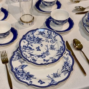 سرویس غذاخوری blue life محصول میس بتی