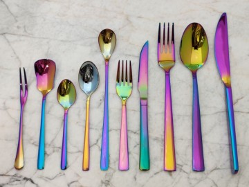 سرویس قاشق چنگال ۷رنگ