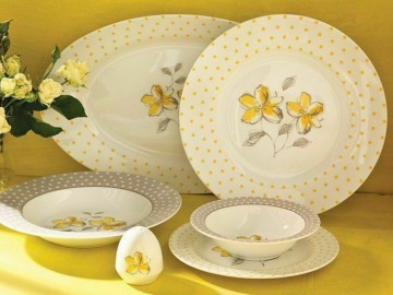 سرویس چینی ۶ نفره زرین