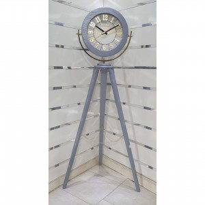 ساعت کنارسالنی