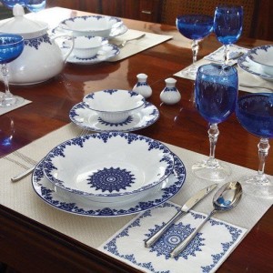 سرویس ۱۰۸ پارچه غذاخوری چینی زرین  ۱۲نفره