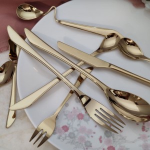 سرویس ۳۰ نفره قاشق و چنگال نیو خان طلایی S.G