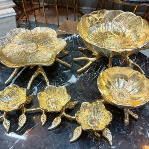 سرویس پذیرایی لوتوس