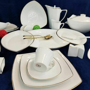 سرویس چینی پردیس  طرح لب طلا