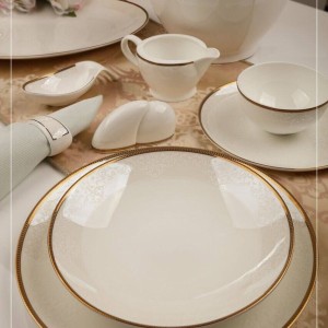 سرویس چینی 18 نفره bvk