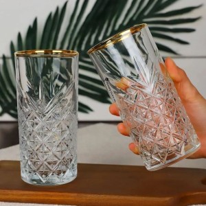 لیوان لب طلایی تایملس