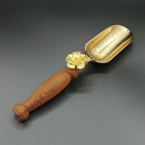 قاشق آجیل دسته چوب