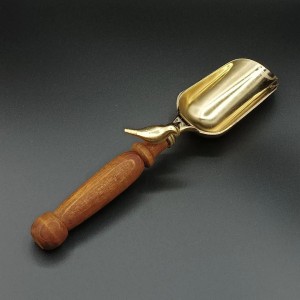 قاشق آجیل دسته چوب