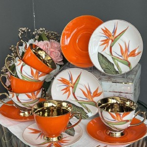 فنجان و نعلبکی چای خوری STRELITZIA