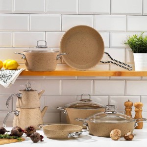 سرویس قابلمه و کتری قوری یازده پارچه مدل nwe range الماسی