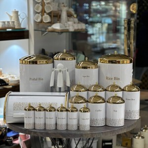 سرویس آشپزخانه 26 پارچه vip