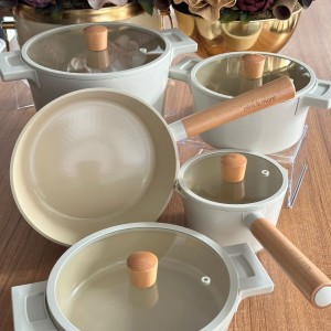 سرویس قابلمه 9 پارچه محصول pink & more ترکیه