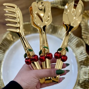 ست سرو سالاد و مرغ سه تایی