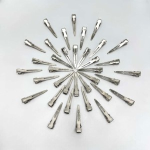 گیره فلزی کوچک