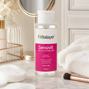 میسلار واتر ویتالیر مدل Sensivit مناسب پوست حساس حجم 250 میلی لیتر