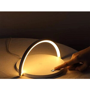 بهترین چراغ، استند و شارژر وایرلس ۱۵ وات چند کاره ایکس او XO WX030 15W Wireless Charger ,Night Light ,Phone Holder