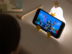 خرید چراغ خواب اردک گل به سر فانتزی flower duck pat lamp induction night light playful silicone pat lamp bedroom