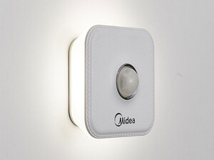 خرید چراغ رومیزی Midea