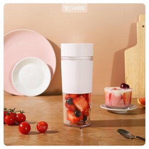 آبمیوه گیری قابل حمل شیائومی Xiaomi Portable Fruit Juicer MJZZB01PL 300ml