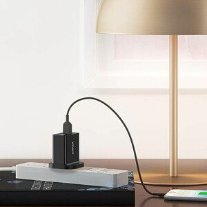 شارژر دیواری انکر PowerPort+1 مدل A2013 توان 18 وات