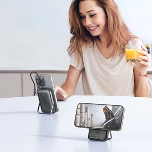 پاوربانک وایرلس مک دودو مدل MC-181 ظرفیت 10000 میلی آمپر ساعت توان 20 وات