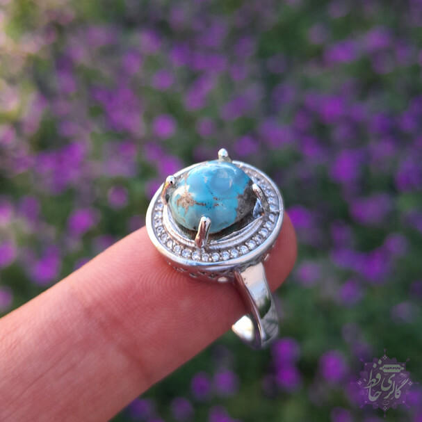 انگشتر زنانه با سنگ فیروزه نیشابور رکاب نقره