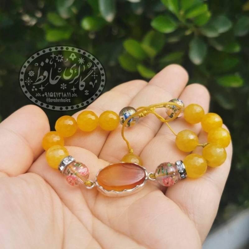 دستبند عقیق یمنی مدل وحیدانه قاب نقره +گنجینه پنج حرز شریف