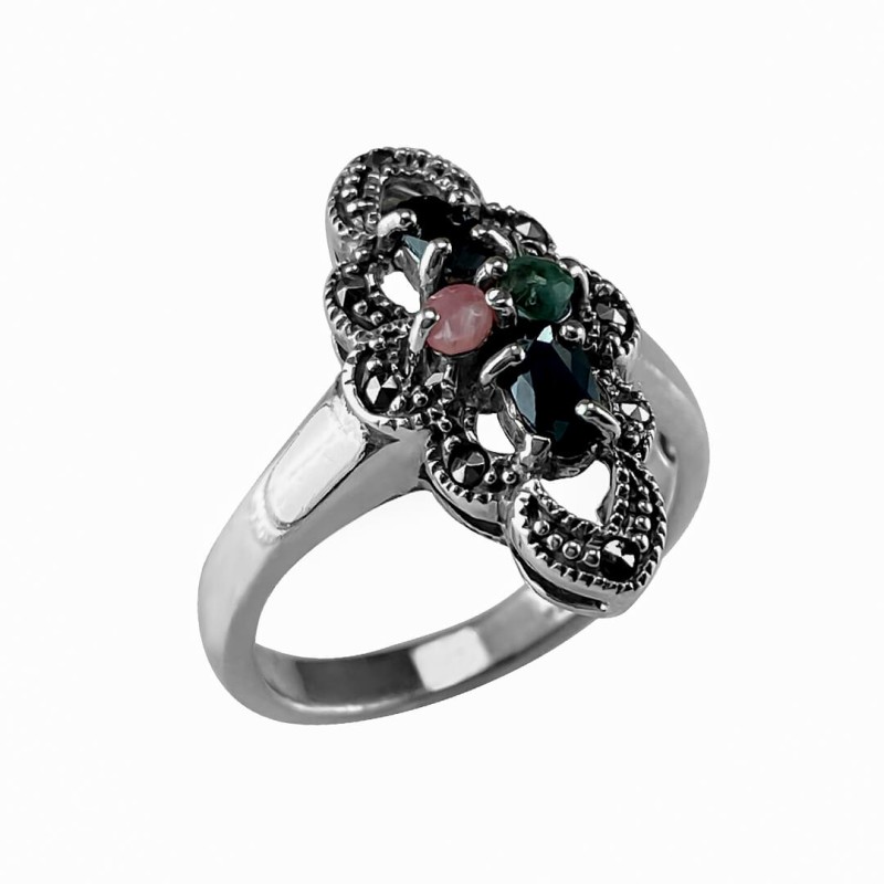 انگشتر جواهری زنانه با سنگ های یاقوت سرخ و کبود و زمرد رکاب نقره