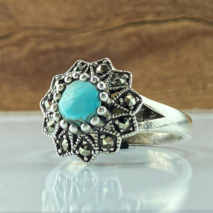 انگشتر جواهری زنانه با سنگ فیروزه نیشابور رکاب نقره
