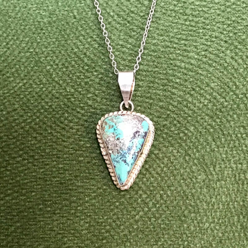 گردنبند نقره با سنگ فیروزه نیشابور