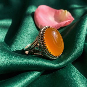 انگشتر حاج قاسم عقیق یمنی شرف الشمس رکاب نقره +گنجینه پنج حرز شریف_ کد 88