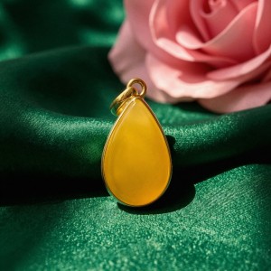 مدال اشکی عقیق خراسانی شرف الشمس قاب نقره +گنجینه پنج حرز شریف_ کد 86
