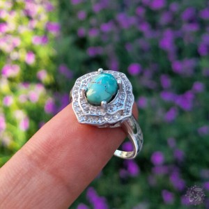 انگشتر زنانه با سنگ فیروزه نیشابور رکاب نقره