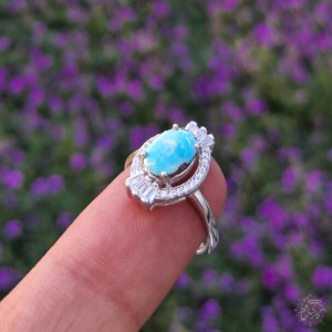 انگشتر زنانه با سنگ فیروزه نیشابور رکاب نقره