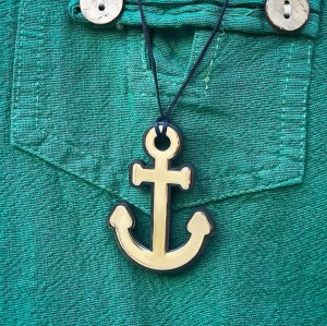 گردنبند چوب و نقره طرح لنگر