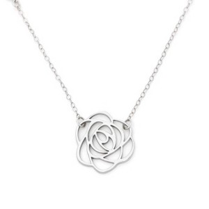 گردنبند طرح گل رز