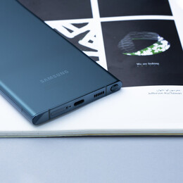 گوشی موبایل سامسونگ مدل Galaxy S22 Ultra 5G دو سیم کارت ظرفیت 256 گیگابایت و رم 12 گیگابایت نسخه اگزینوس