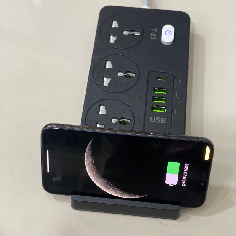 سه راهی برق با شارژر وایرلس مدل T-23A