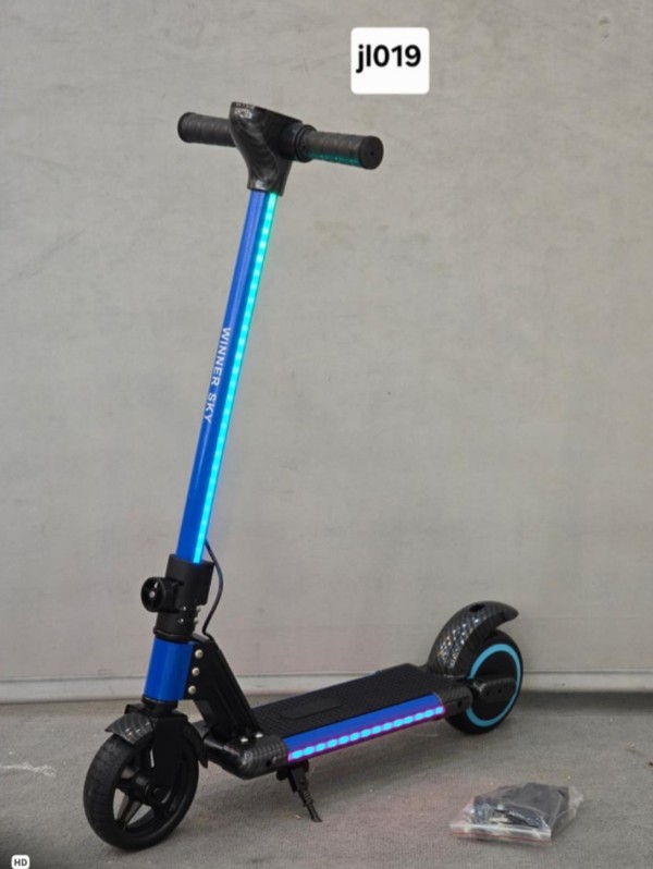 اسکوتر شارژی مدل Jl09