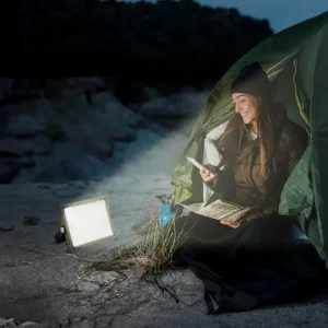 پروژکتور خورشیدی 7200 گرین لاین مدل Green lion Solar Camping Light 7200mAh