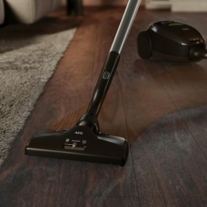 جارو برقی آ ا گ مدل VX8-2-OKO